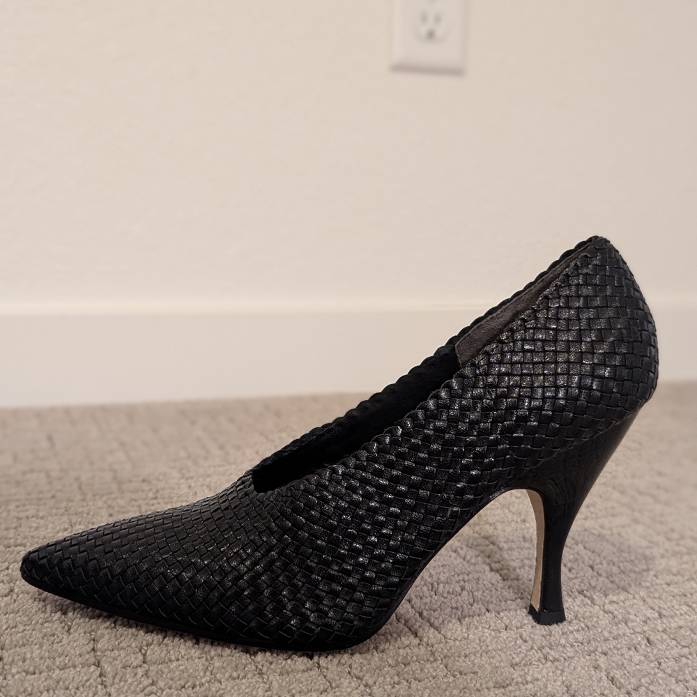 Tory Burch Black Heels Elegant Design - Picture 10 of 12